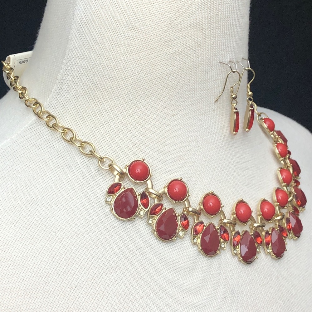 Red Abstract Flair Gem Necklace Earrings Set - Picture 3 of 3